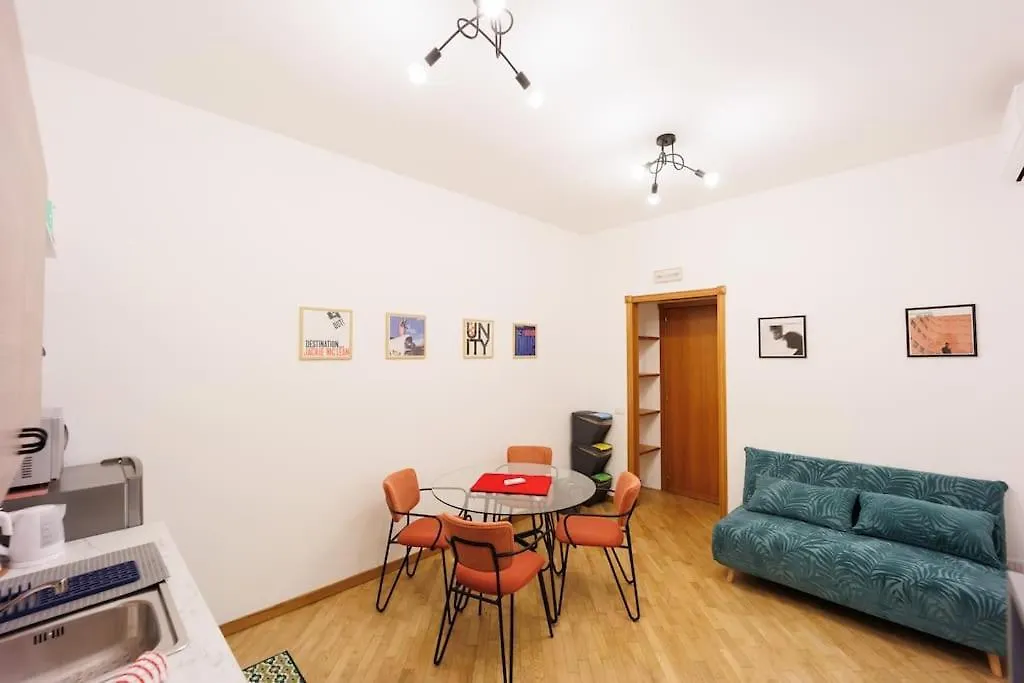 Dante 2 Rooms Apartment Super Central Next Metro By Housein나폴리 이탈리아