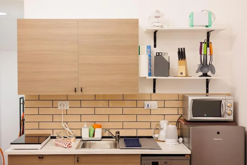 Dante 2 Rooms Apartment Super Central Next Metro By Housein나폴리